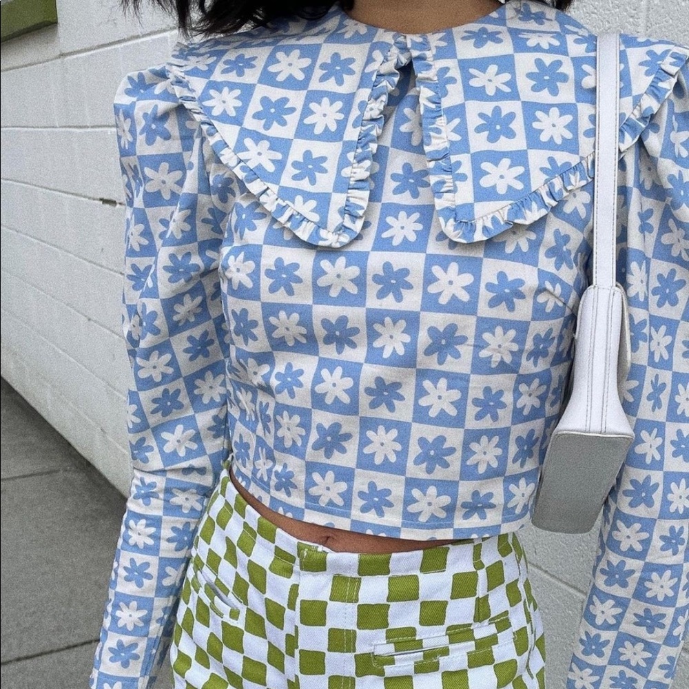 Lisa Says Gah Wendy Top - Blue Daisy